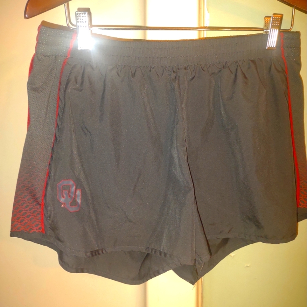Woman's Athletic Nike DRI Fit OU Running‎ Shorts XL